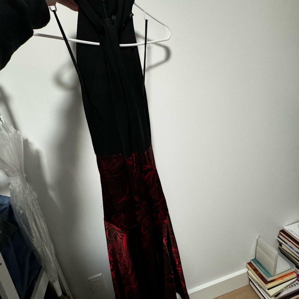 Ted Baker sz 3 (fits US 8-10) black&red silk halter cocktail/holiday dress